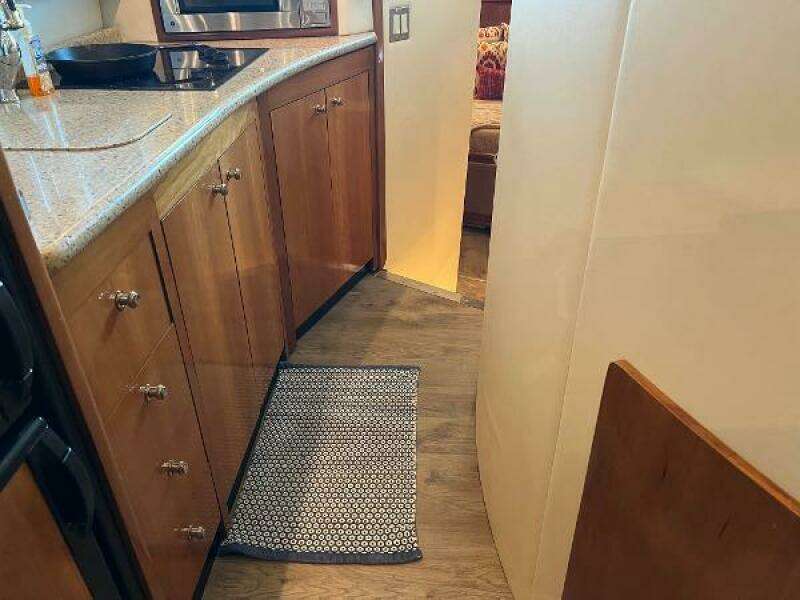 2001 Carver 450 Voyager Pilothouse