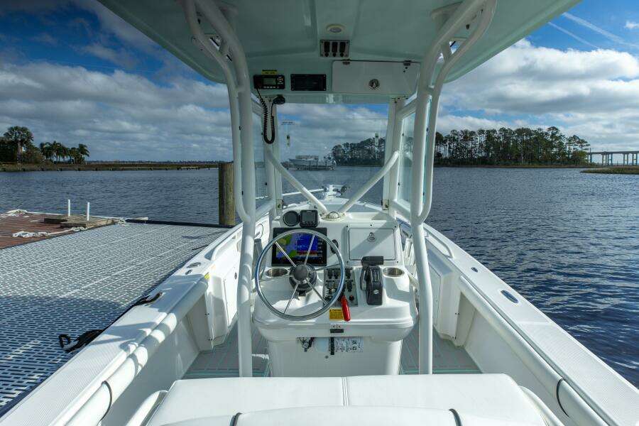 2024 Everglades 243CC