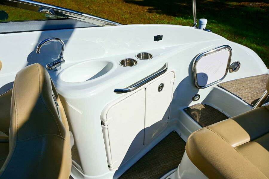 2015 Crownline 236 SC