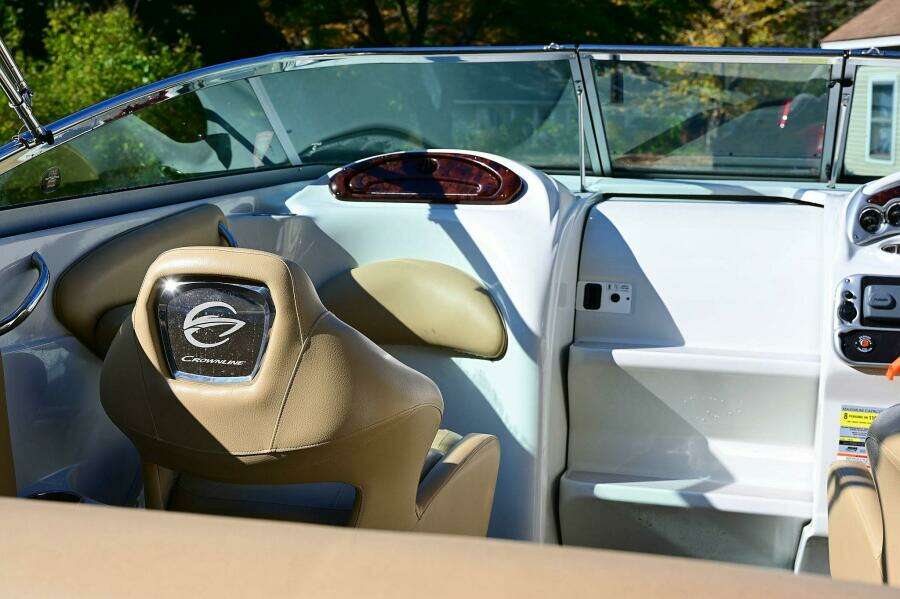 2015 Crownline 236 SC