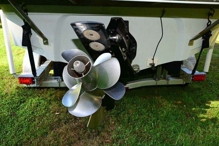 2015 Crownline 236 SC