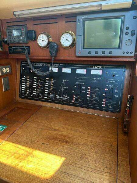 1991 Hunter Passage 42