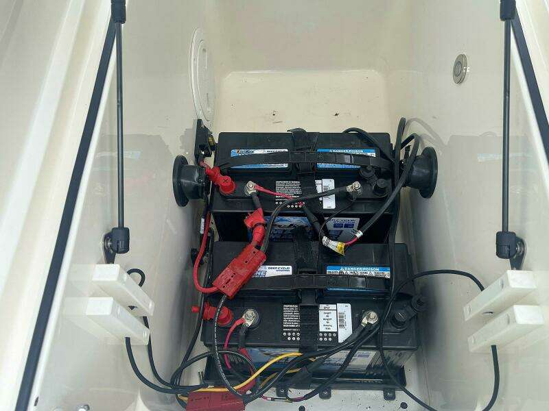 2018 Larson 1850 FX DC