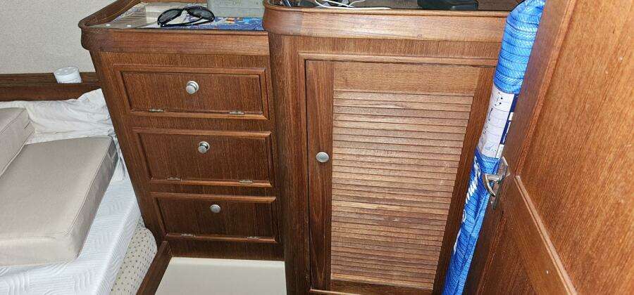 2000 Island Packet 350