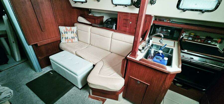 2000 Island Packet 350