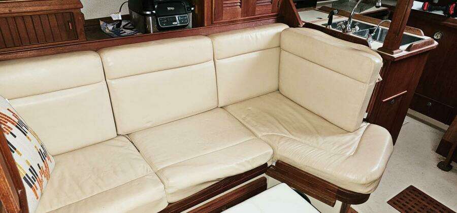 2000 Island Packet 350