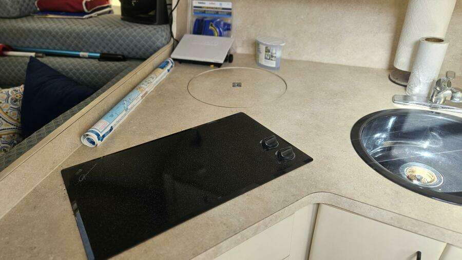 1990 Trojan 11M Express