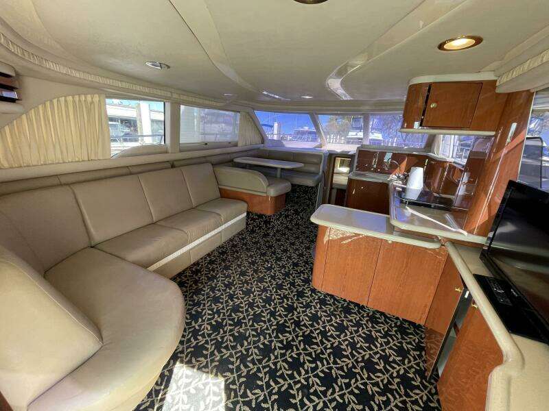 1998 Sea Ray 480 Sedan Bridge