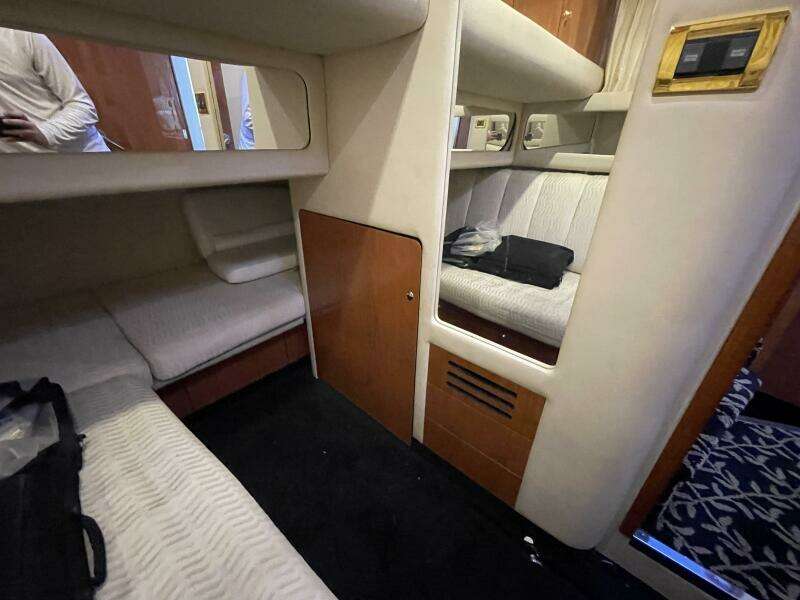 1998 Sea Ray 480 Sedan Bridge