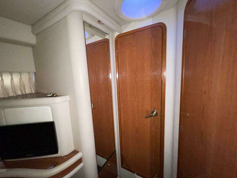 1998 Sea Ray 480 Sedan Bridge