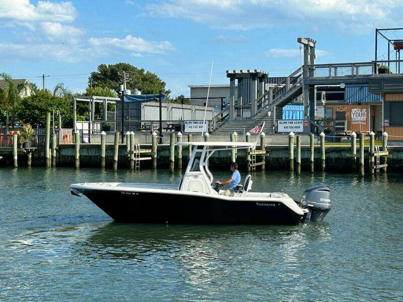 2019 Tidewater 232 Adventure