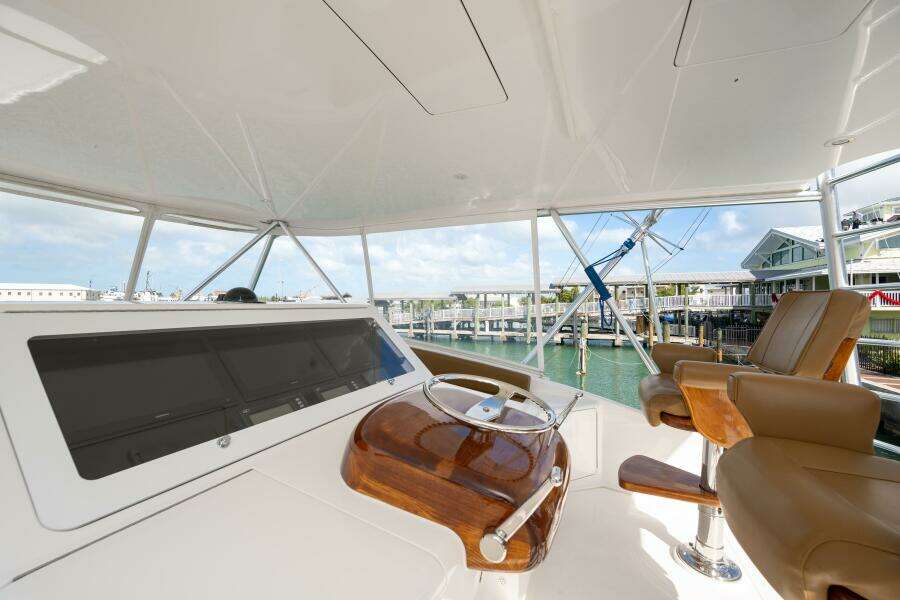 2006 Viking 68 Convertible