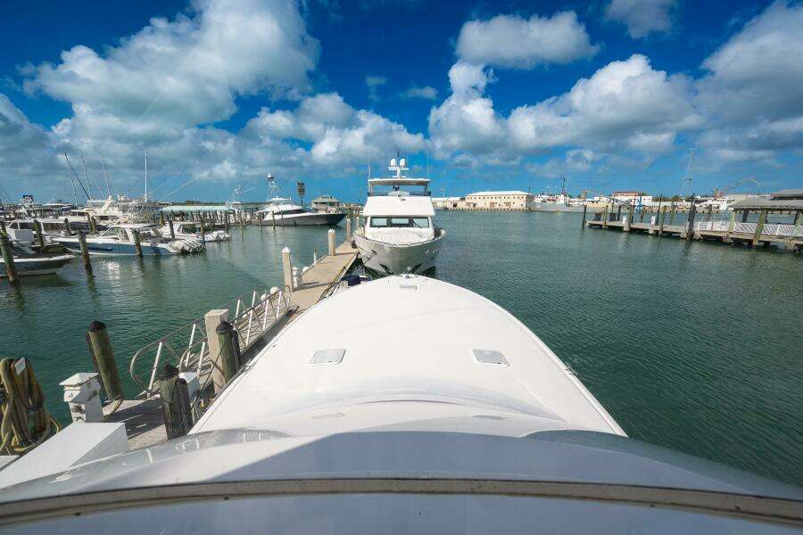 2006 Viking 68 Convertible