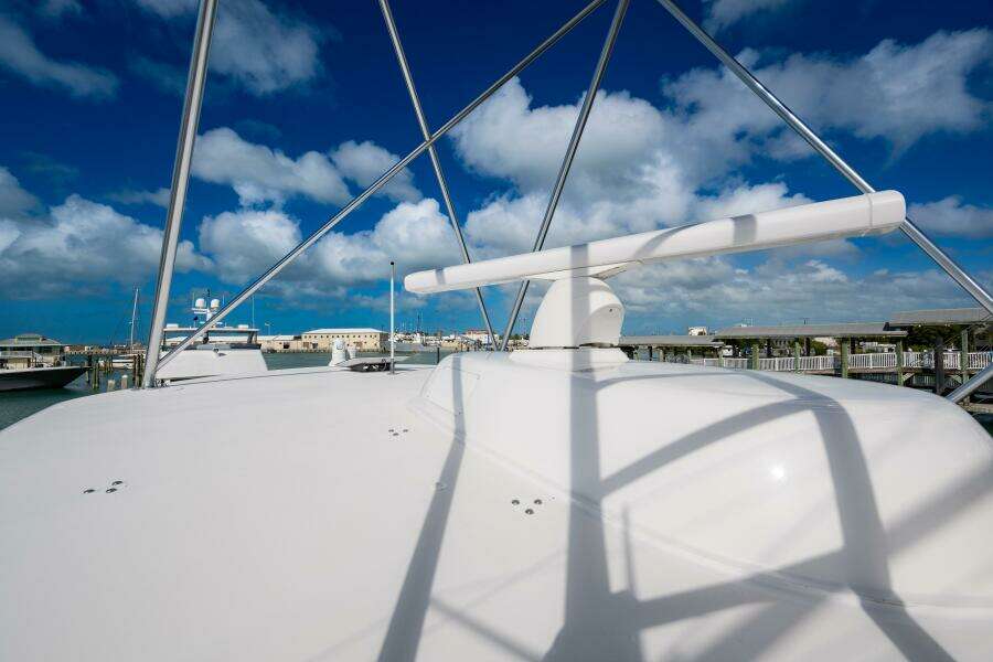 2006 Viking 68 Convertible