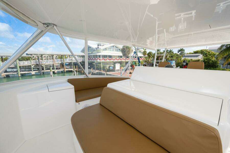 2006 Viking 68 Convertible