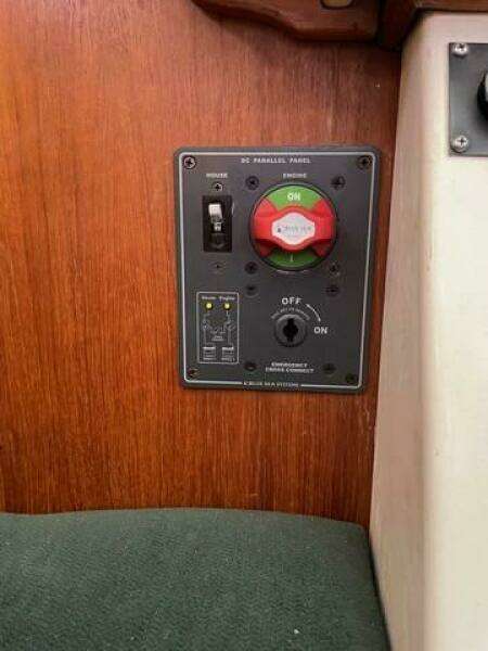 1986 Hinterhoeller Nonsuch 30 Ultra