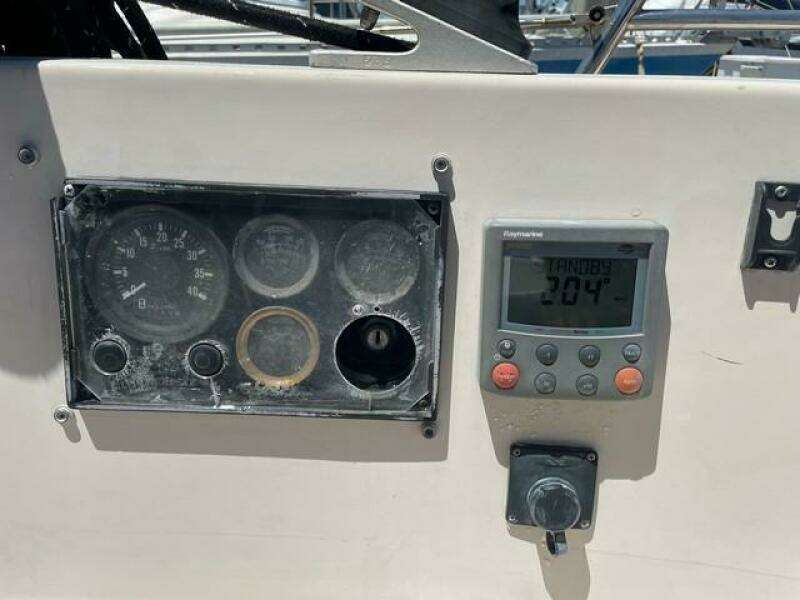 1986 Hinterhoeller Nonsuch 30 Ultra