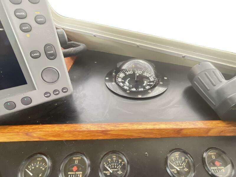 1995 Sabreline 36 Aft Cabin Trawler