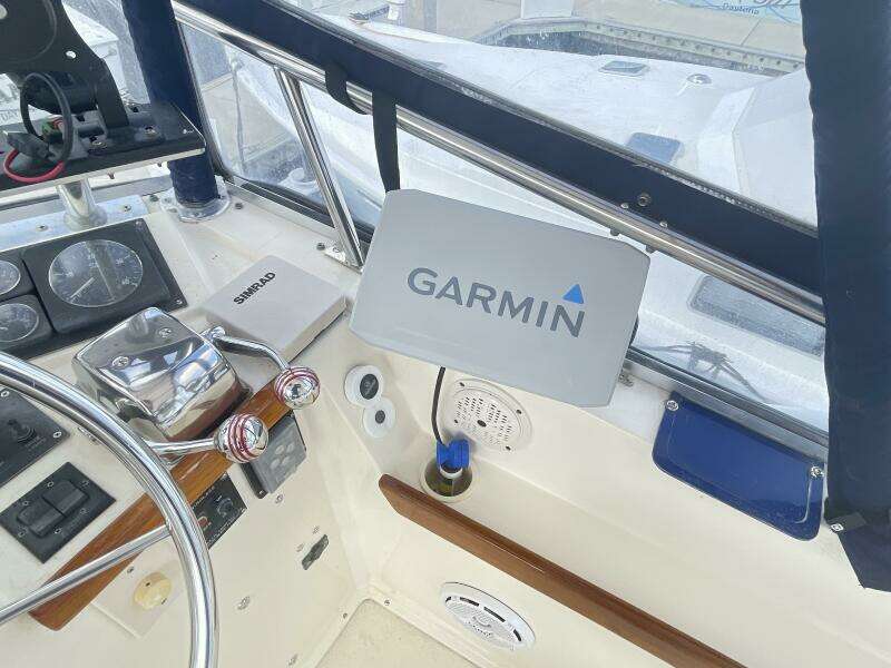 1995 Sabreline 36 Aft Cabin Trawler