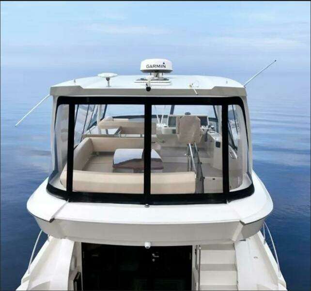 2019 Carver C52 Command Bridge