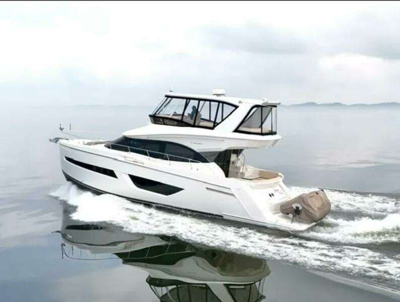 2019 Carver C52 Command Bridge