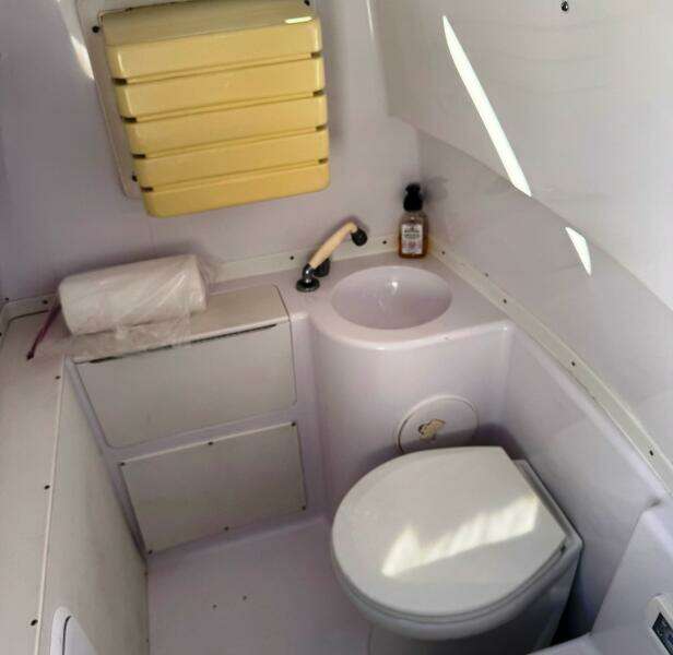 2004 Donzi 35 ZF Cuddy