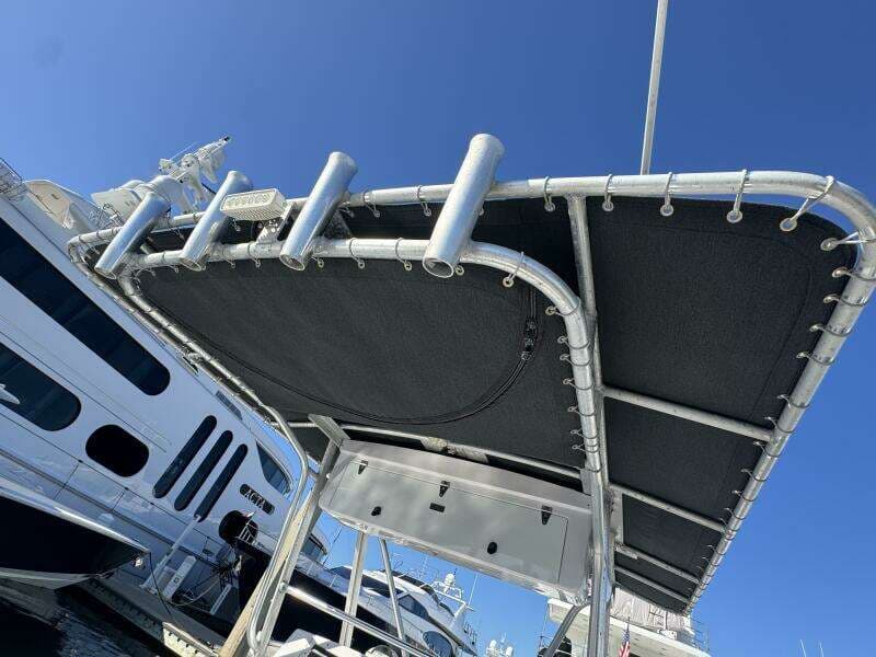 2004 Donzi 35 ZF Cuddy