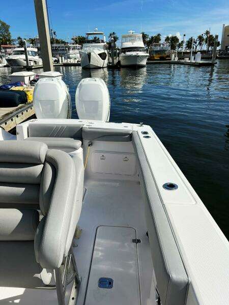 2004 Donzi 35 ZF Cuddy