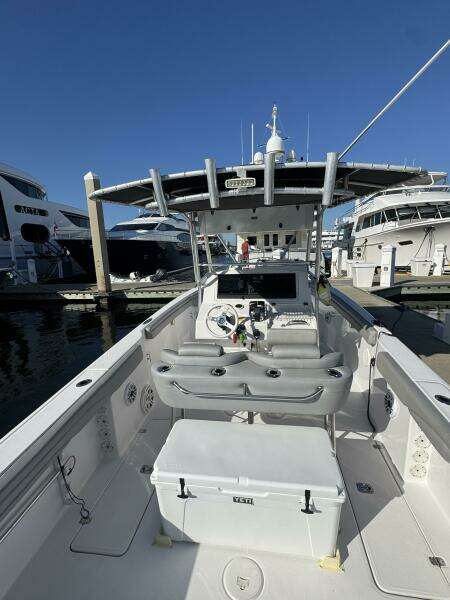 2004 Donzi 35 ZF Cuddy