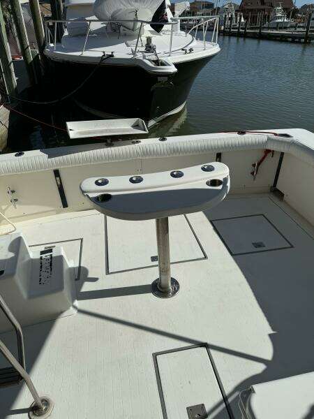 1983 Bertram 385 Convertible Cast Off II