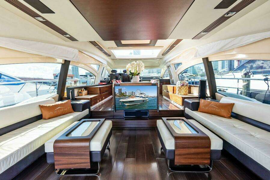 2014 Azimut 72S