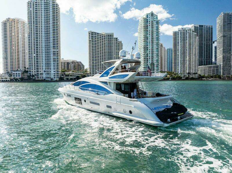 2014 Azimut 72S