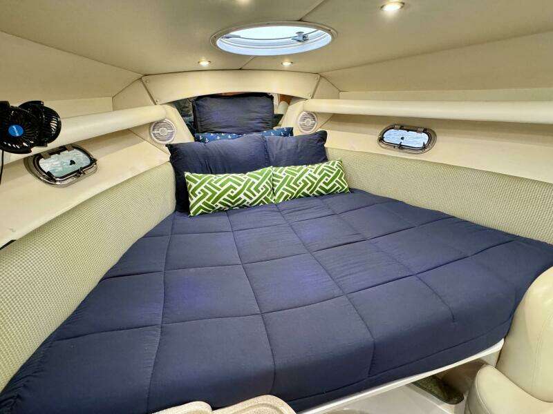 2004 Four Winns Vista 288