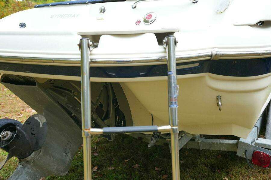 2016 Stingray 225 CR