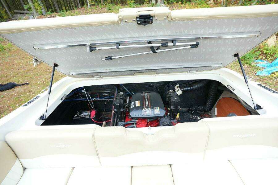 2016 Stingray 225 CR