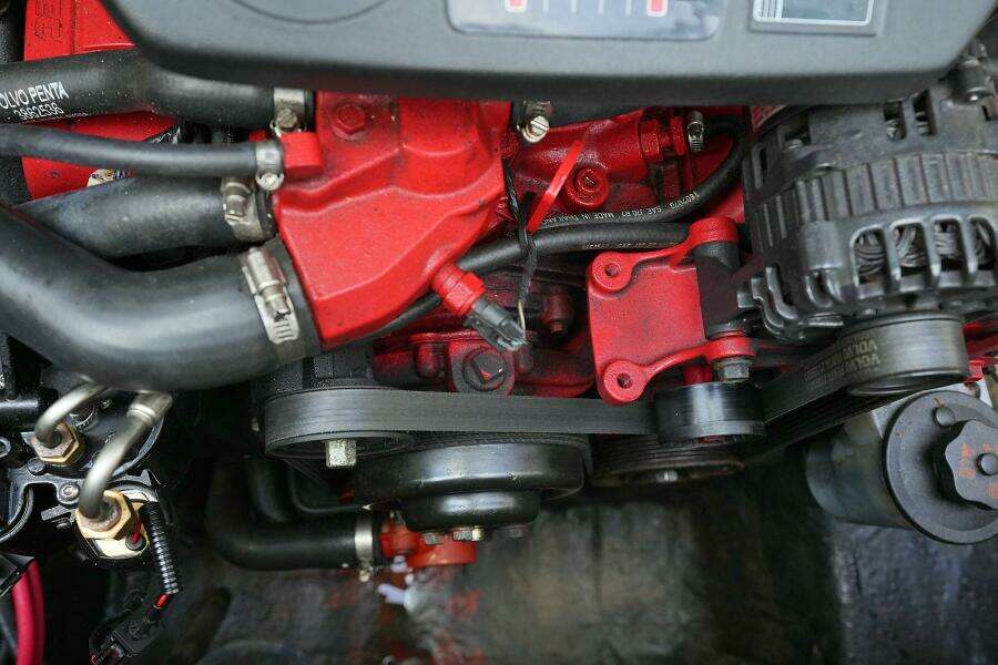 2016 Stingray 225 CR