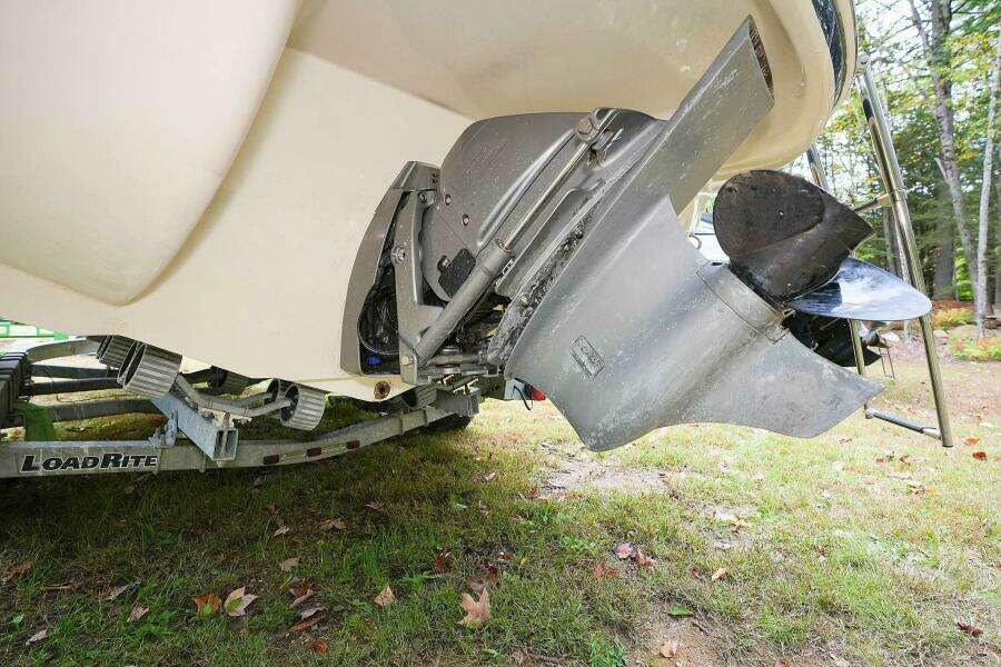 2016 Stingray 225 CR