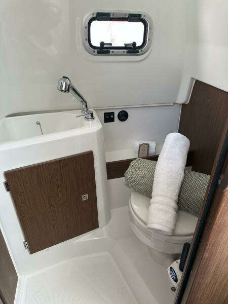 2023 Jeanneau Leader 9.0 CC