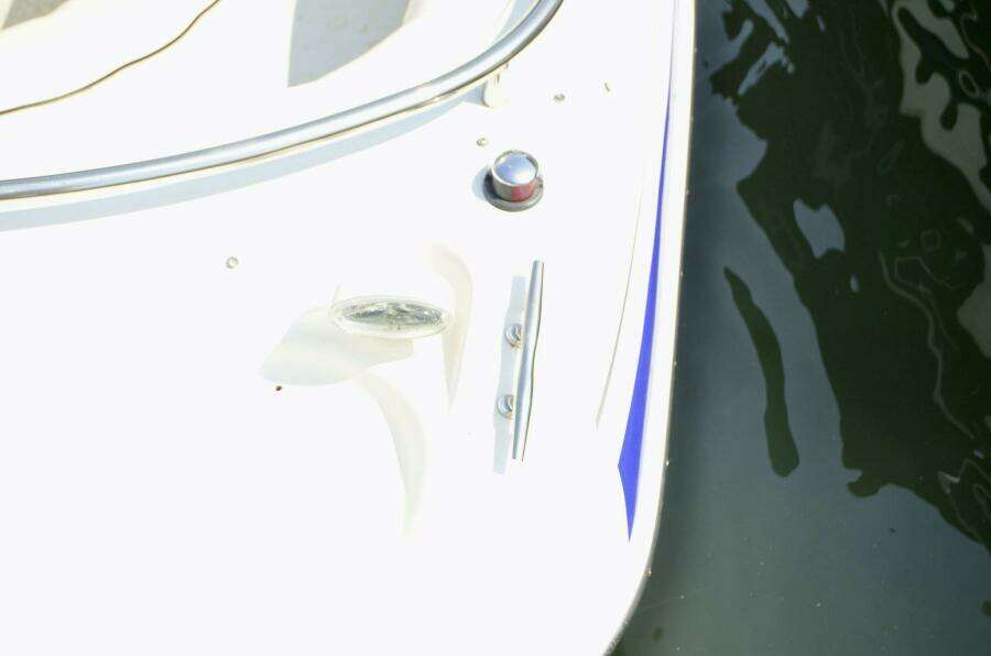 2011 Hurricane SUNDECK 217