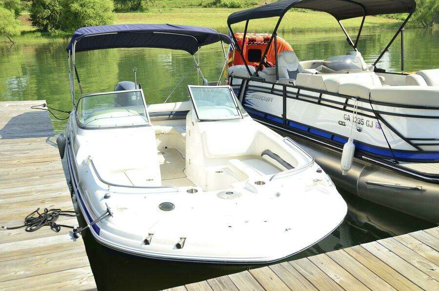 2011 Hurricane SUNDECK 217