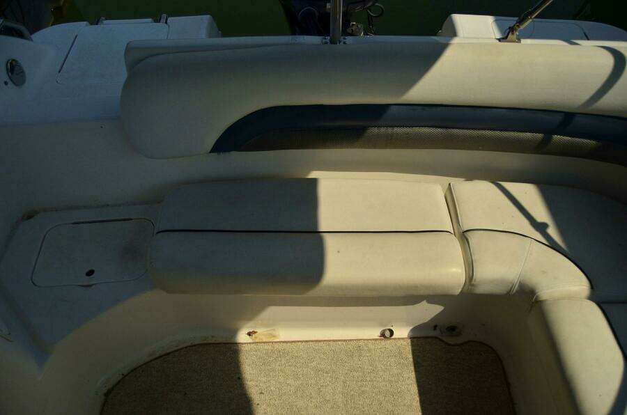 2011 Hurricane SUNDECK 217