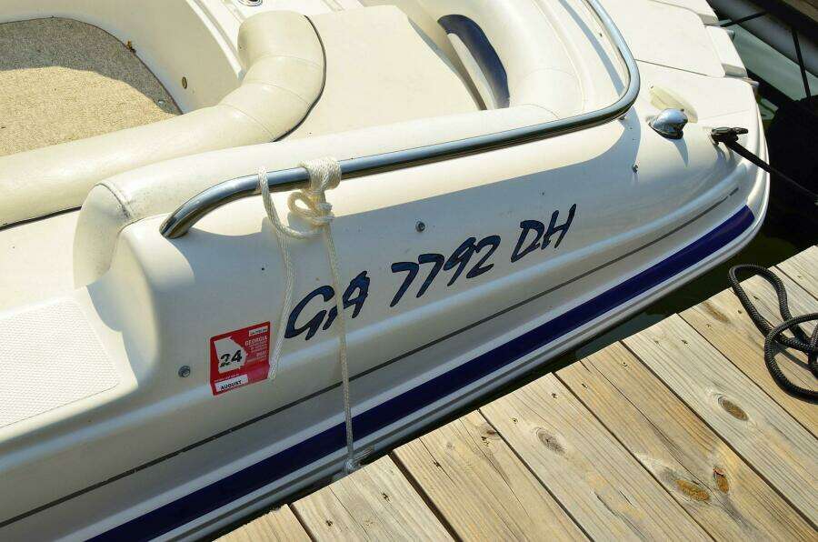 2011 Hurricane SUNDECK 217