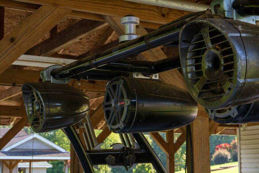 2003 Malibu Wakesetter 23 XTi