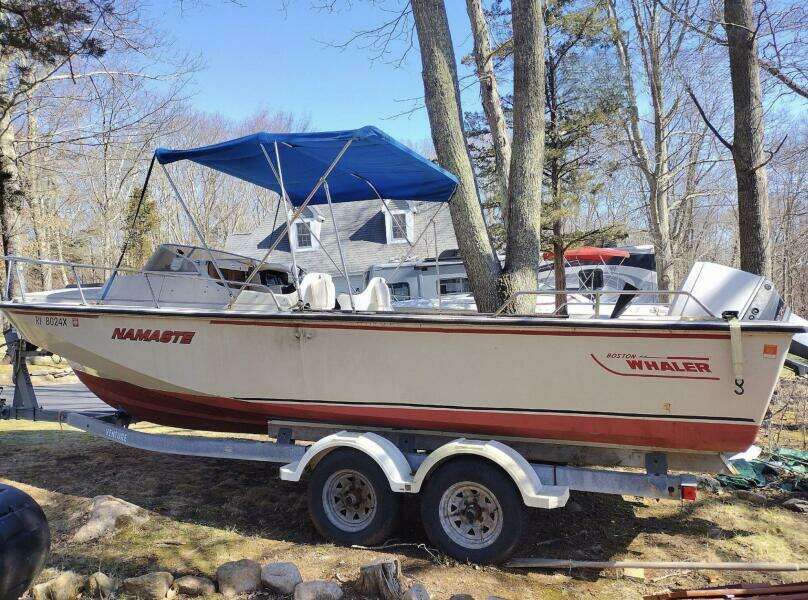 1983 Boston Whaler Revenge