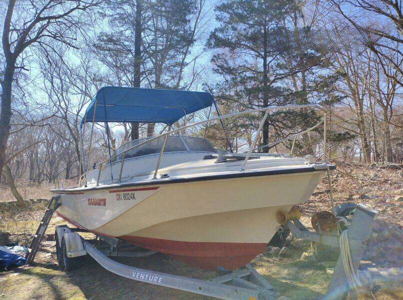 1983 Boston Whaler Revenge