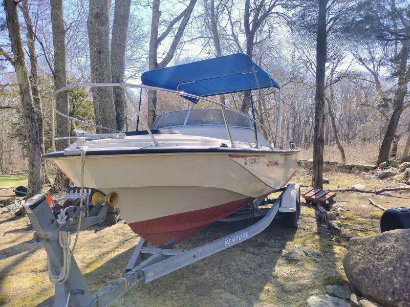 1983 Boston Whaler Revenge