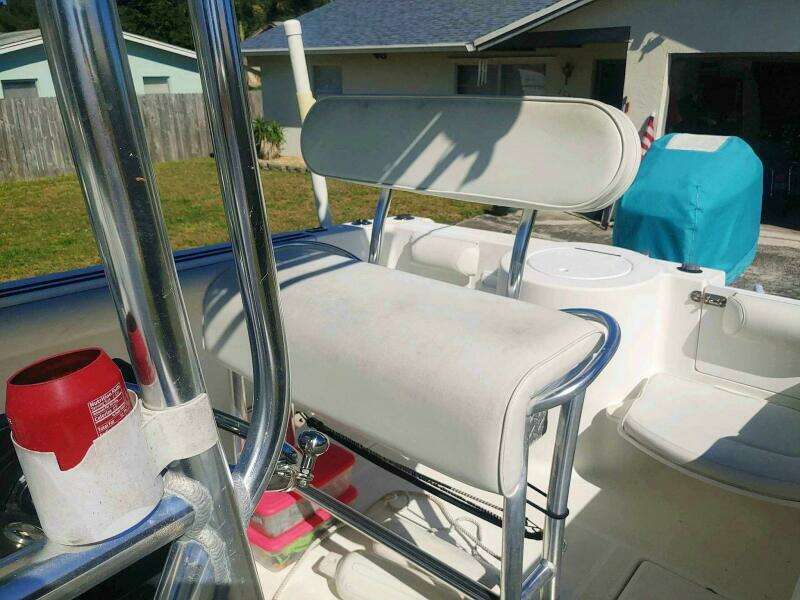 2001 Aquasport 219 CC