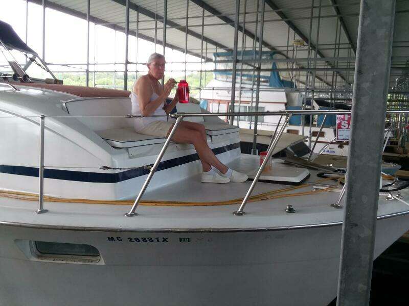 1979 Chris-Craft Catalina 350