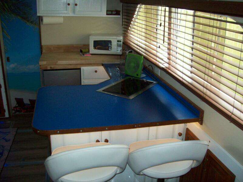 1979 Chris-Craft Catalina 350