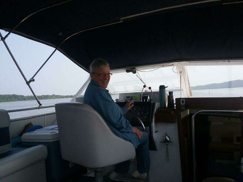 1979 Chris-Craft Catalina 350